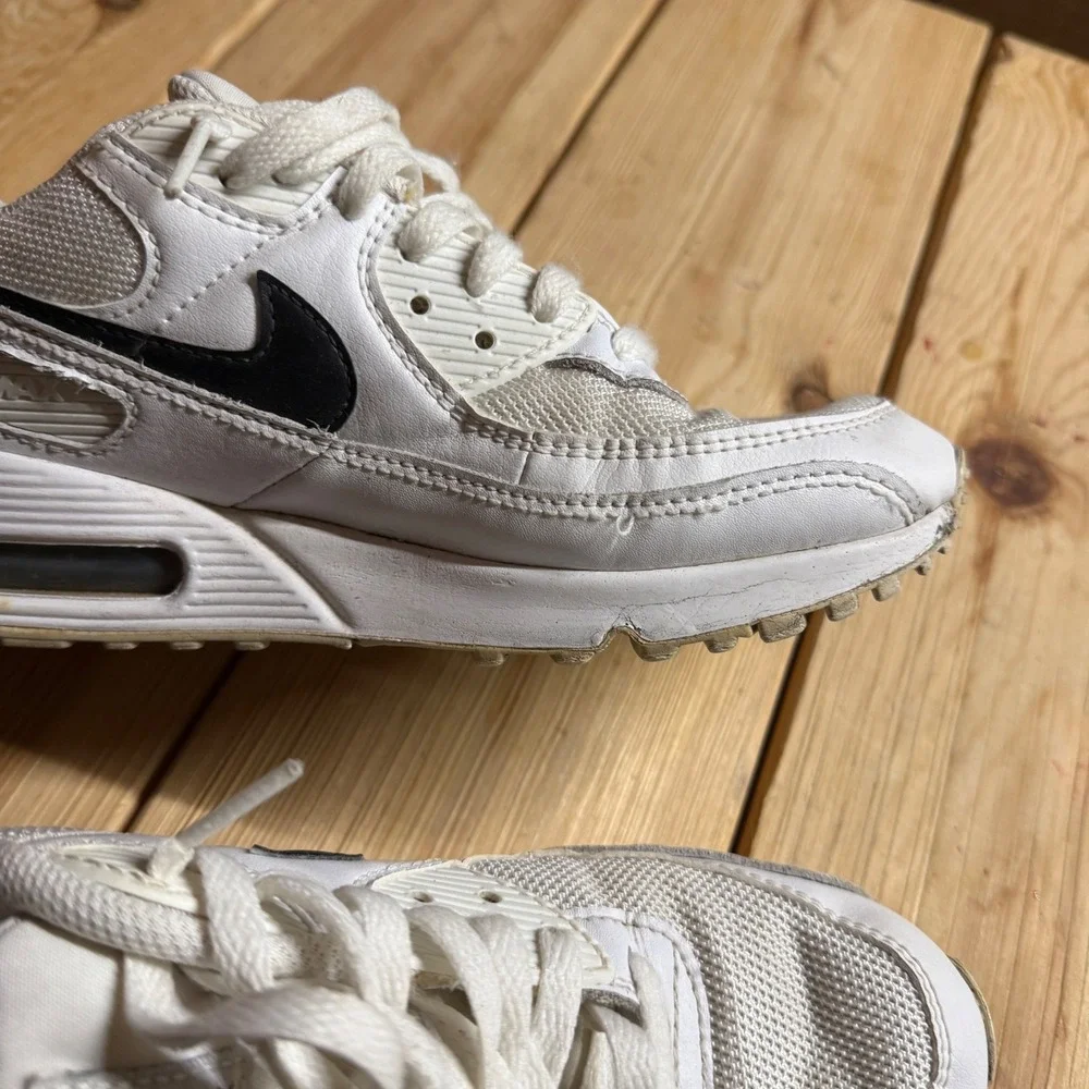 Nike Air Max 90 White Black Men's Casual Athletic Sneakers‎ Shoes Size 9
